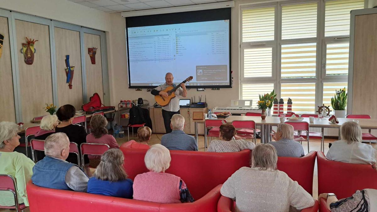 45297332811674524678487846282022896403476173n